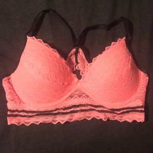 Victoria’s Secret PINK bra size Large